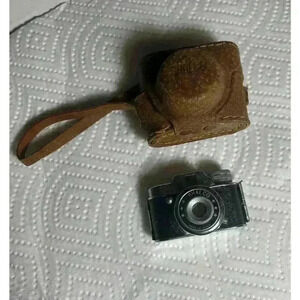 SHALCO Hit Type Vintage Subminiature Spy Camera And Camera Case Made in Japan